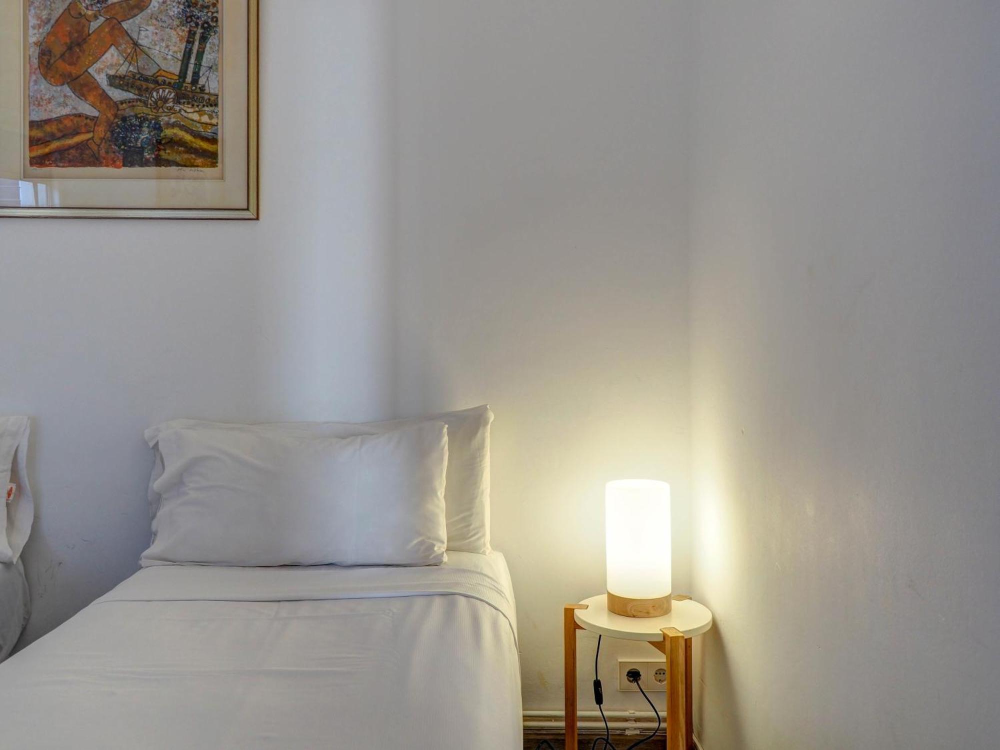 The Lilium Apartment By Hello Homes סיטגס מראה חיצוני תמונה