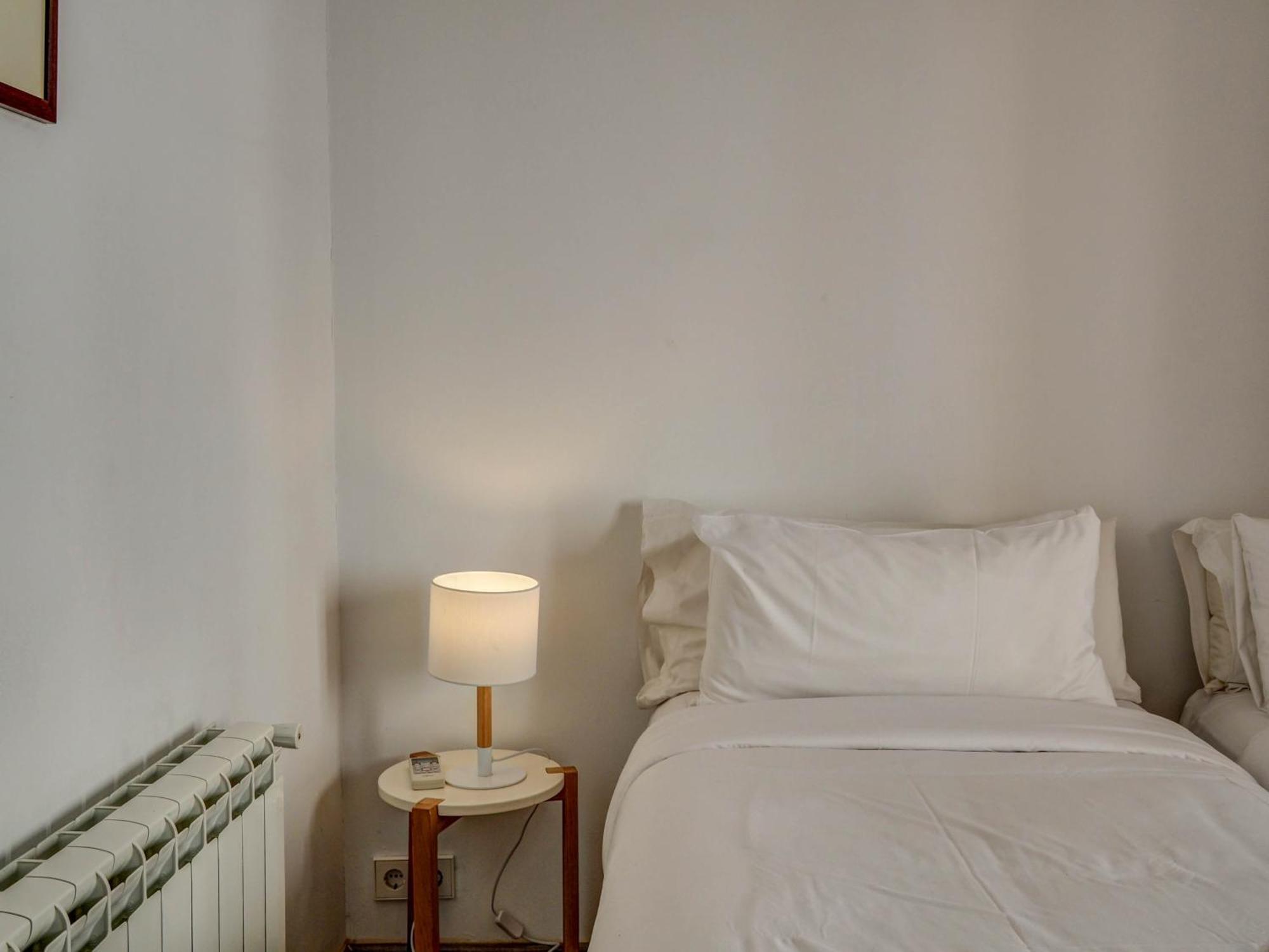 The Lilium Apartment By Hello Homes סיטגס מראה חיצוני תמונה
