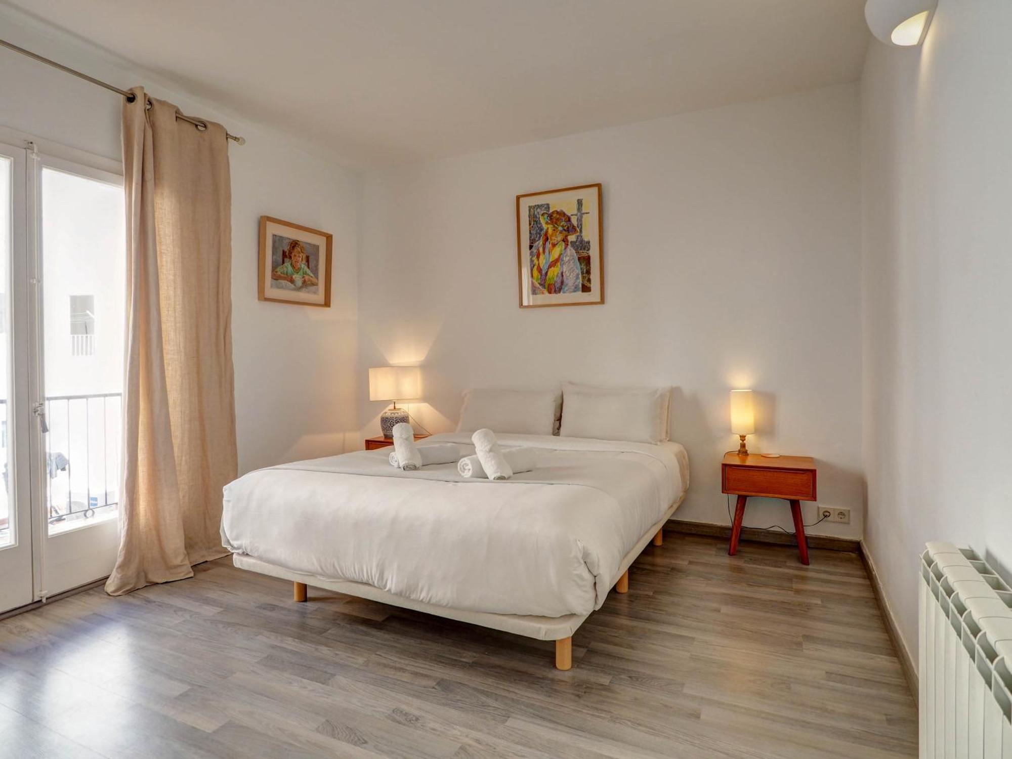 The Lilium Apartment By Hello Homes סיטגס מראה חיצוני תמונה