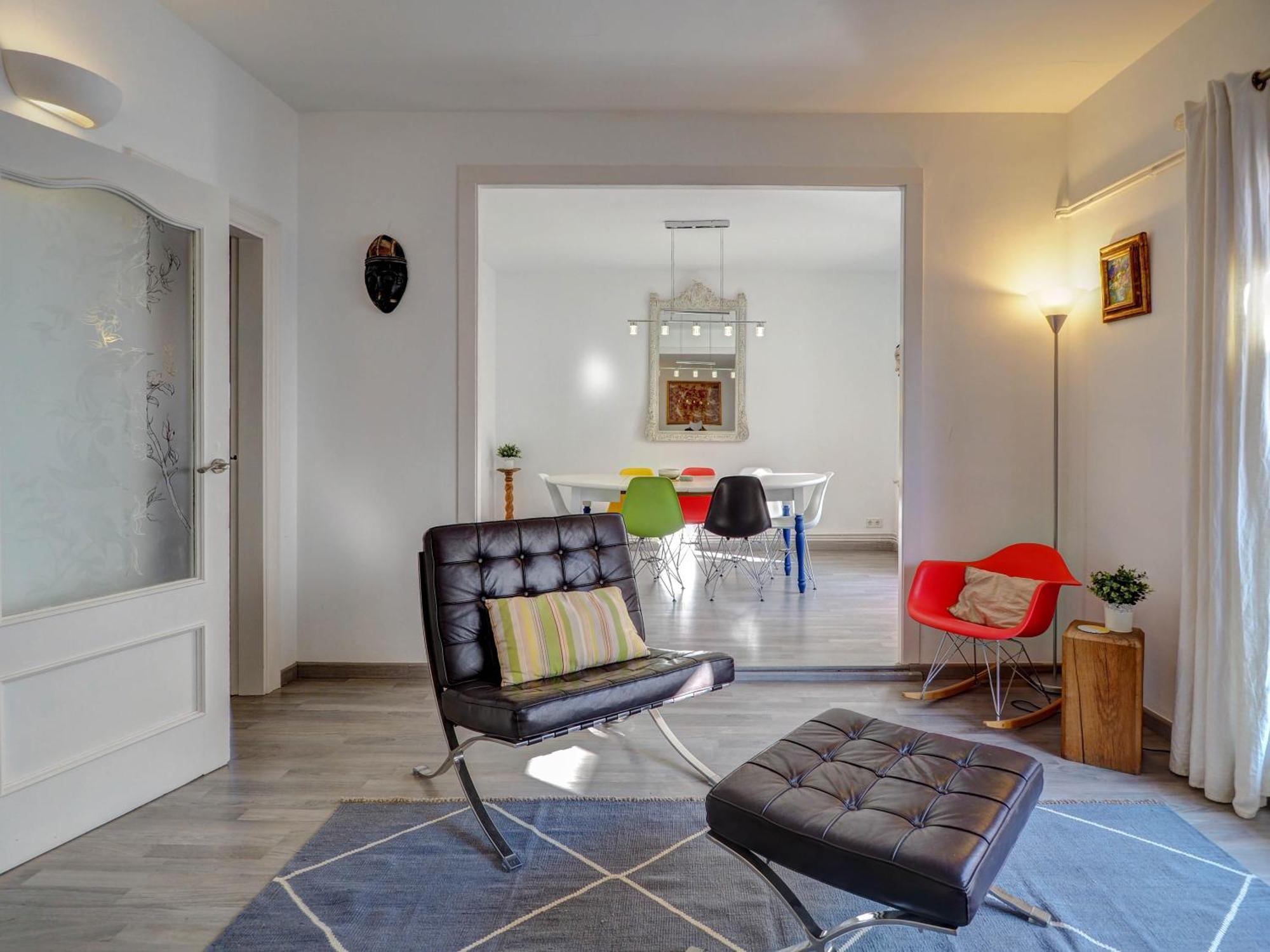 The Lilium Apartment By Hello Homes סיטגס מראה חיצוני תמונה
