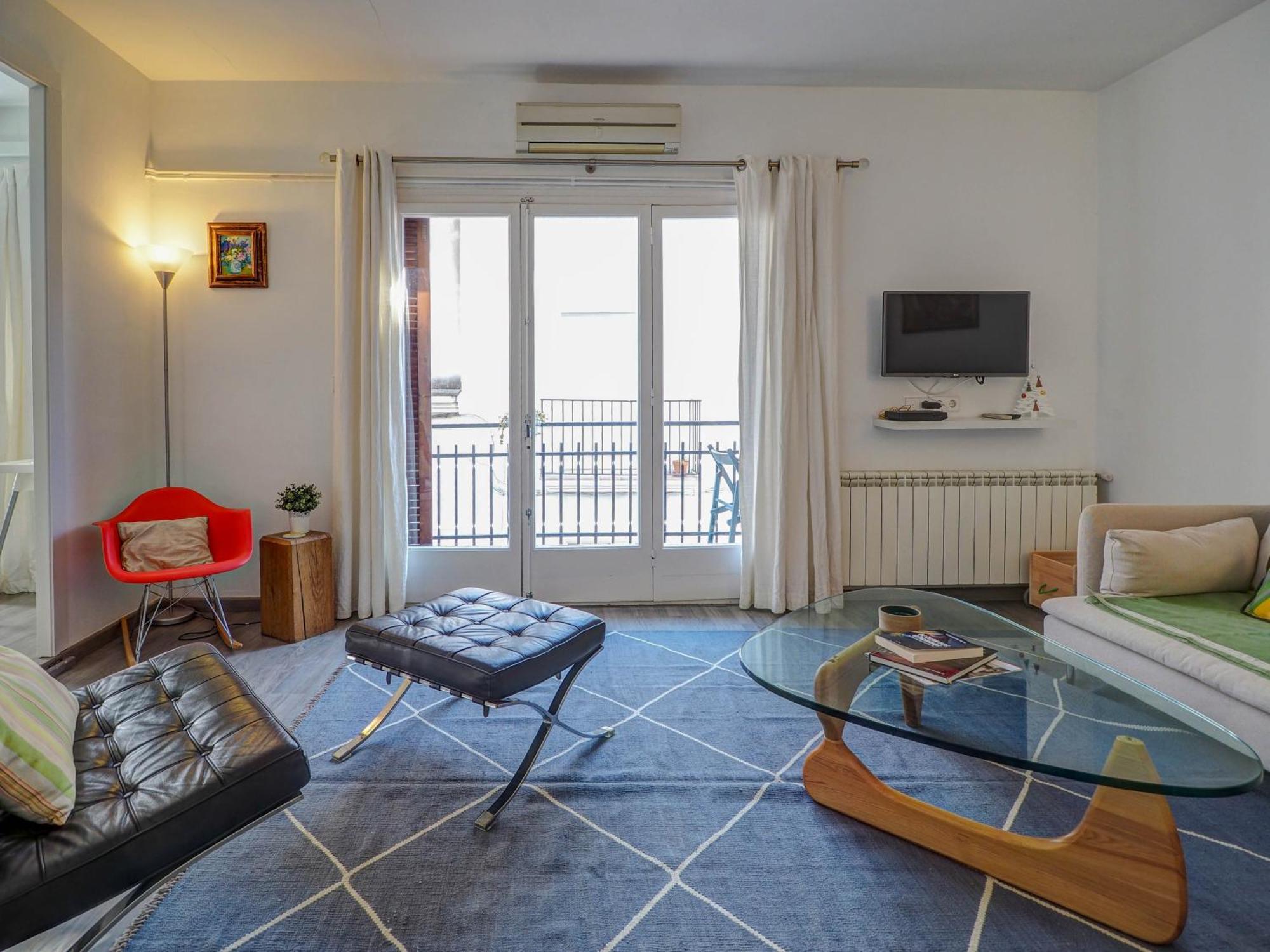 The Lilium Apartment By Hello Homes סיטגס מראה חיצוני תמונה